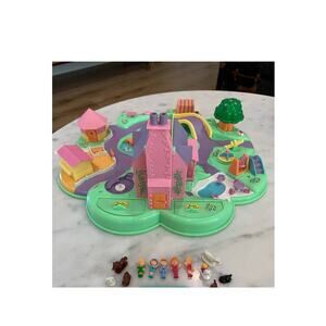 Vintage 1991 Pollyville Polly Pocket Dream World Playset*COMPLETE